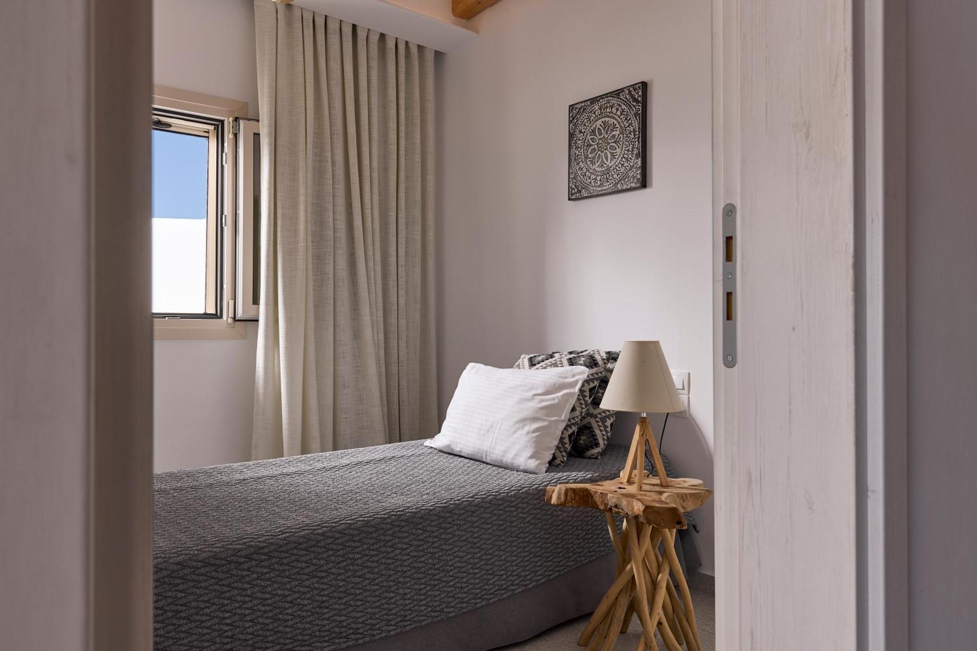 Villa Manikas Milos Adamantas  Buitenkant foto
